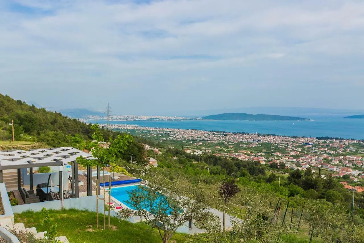 Villa Blue Hill Kastela
